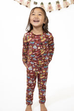 Load image into Gallery viewer, Holiday Kingdom Magic Two Piece Set
